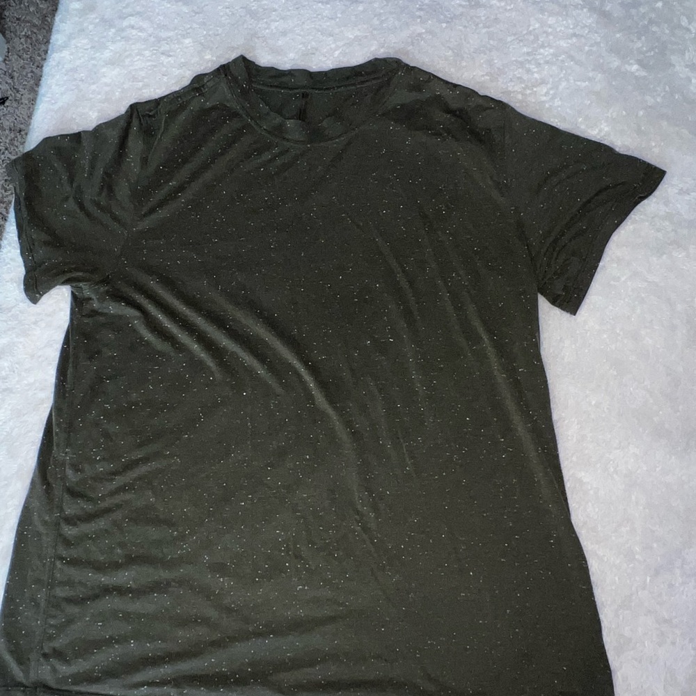 Lululemon Boyfriend tee